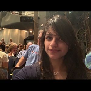 Meet your Posher, Haneea